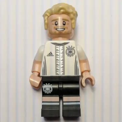 Andre Schurrle (CMF)