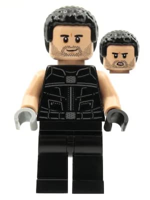 SH0702:  Razor Fist