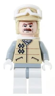 SW0258:  Hoth Officer