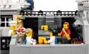 LEGO 10255 Plac Zgromadzeń — 25