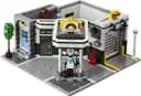 LEGO 10264 Warsztat na rogu — 28