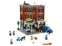 LEGO 10264 Warsztat na rogu — 1