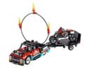 LEGO 42106 Furgonetka i motocykl kaskaderski — 1