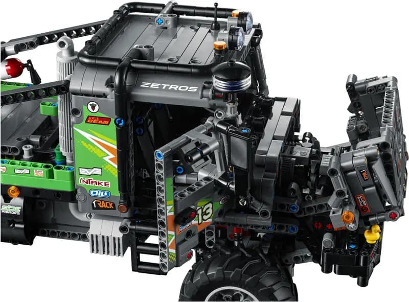 LEGO 42129 Ciężarówka Mercedes-Benz Zetros z napędem na 4 koła