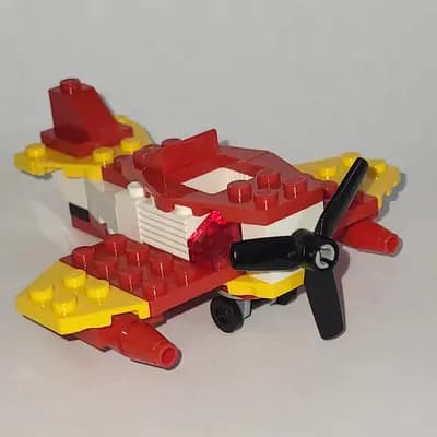 LEGO FIREPLANE Samolot strażacki
