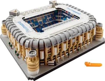 LEGO 10299 Stadion Realu Madryt - Santiago Bernabéu