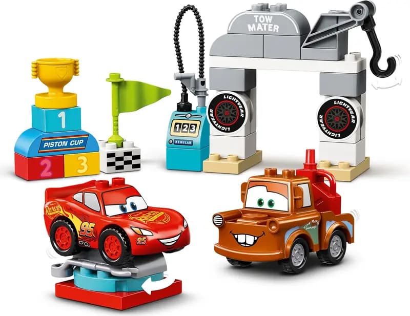 LEGO 10924 Zygzak McQueen na wyścigach